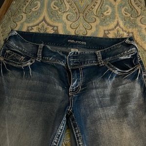 Maurices jeans